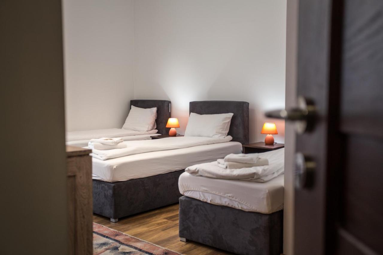 Fogra Travel Apartment Краків Екстер'єр фото