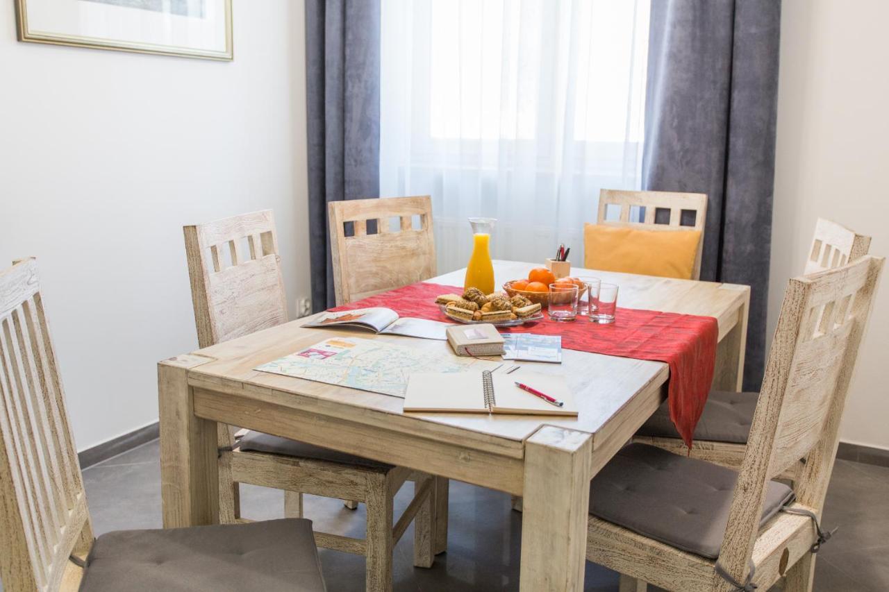 Fogra Travel Apartment Краків Екстер'єр фото